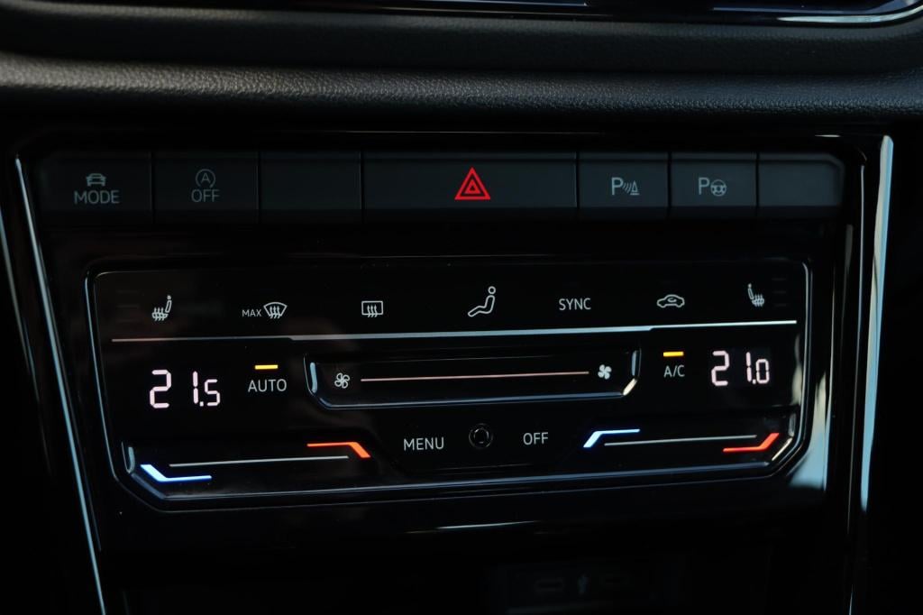 Volkswagen T-roc cabrio 1.5 tsi r-line black style 150pk dsg7