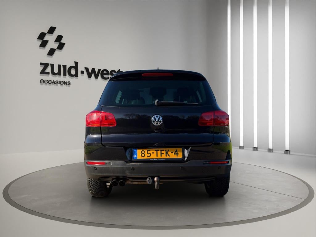 Volkswagen Tiguan 1.4 tsi sport&style clima cruise pdc trekhaak