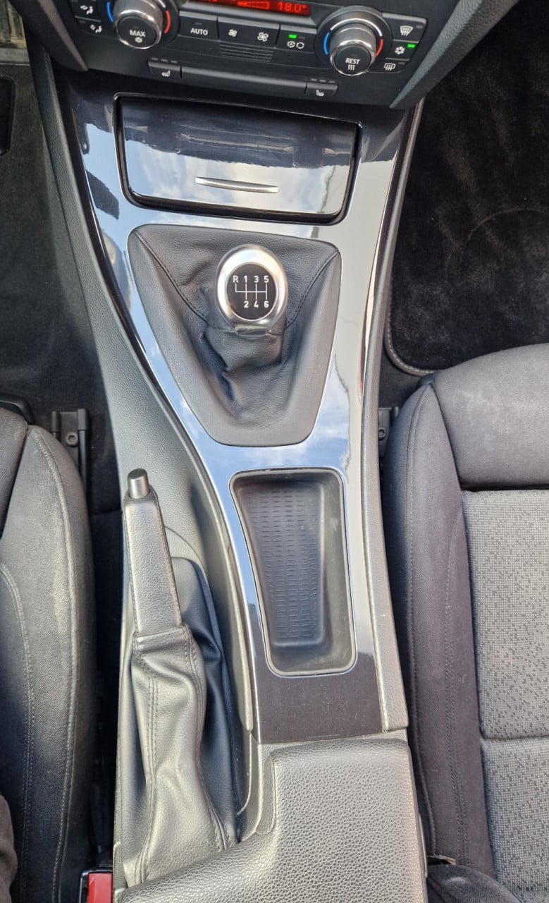 BMW 3-serie coupé 325i executive