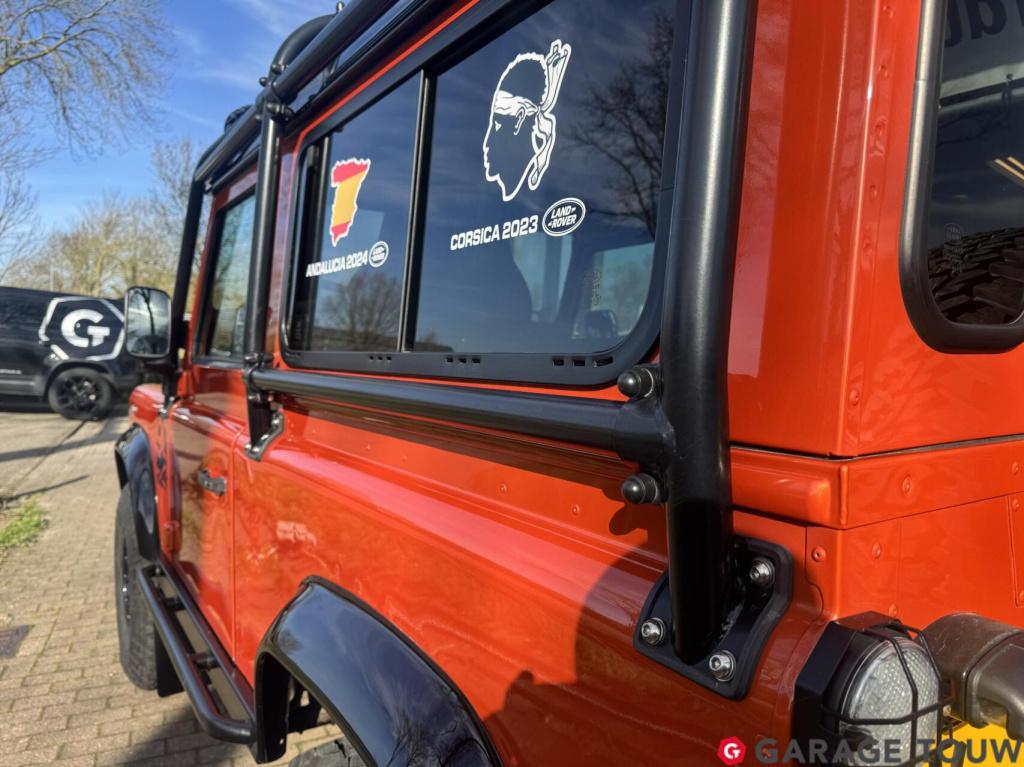 Land Rover Defender 2.2 d sw 90" adventure+ limited edition
