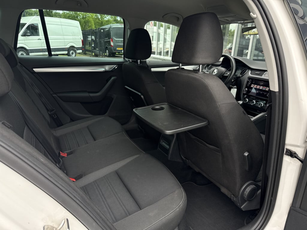 Skoda Octavia combi 1.0 tsi ambition business | nl-auto | navi | carplay | 