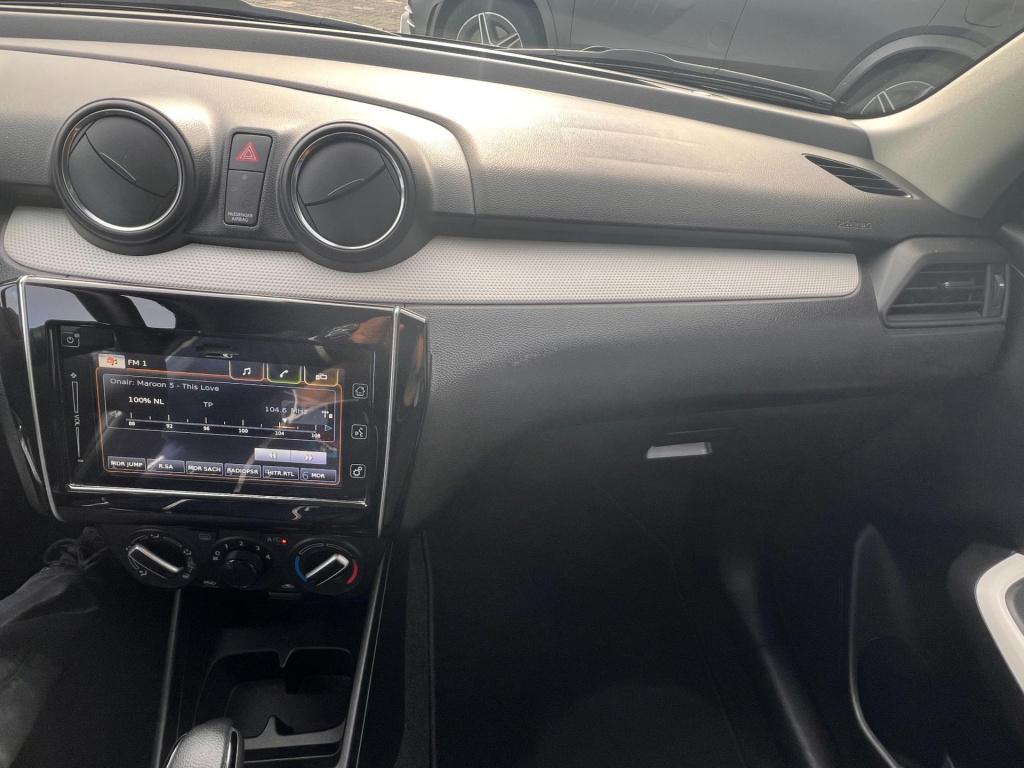 Suzuki Swift 1.2 select smart hybrid