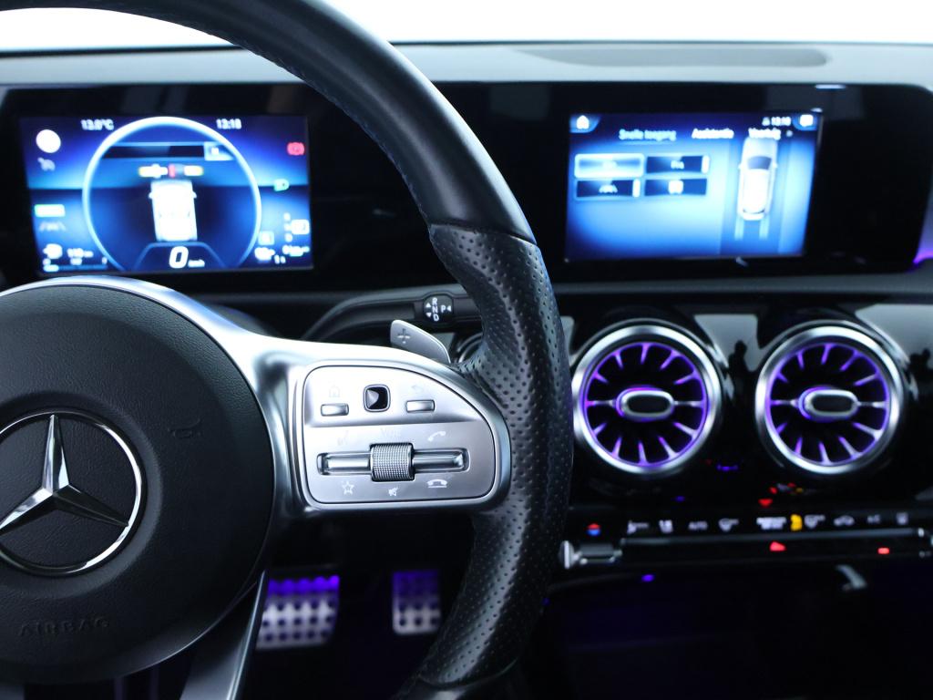 Mercedes-Benz A-Klasse 250 e premium plus | amg line | panoramadak | sfeerv