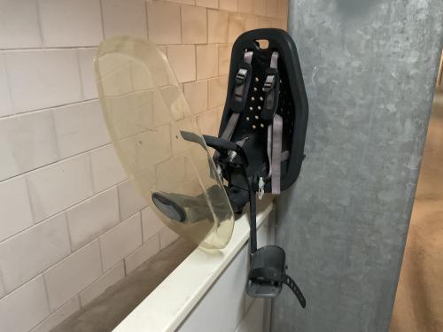 Fietsstoeltje voor aan het stuur