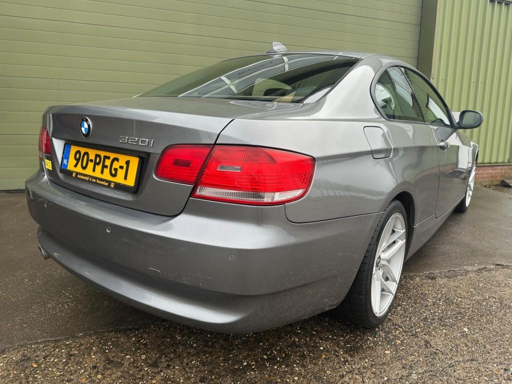 BMW 3-serie 320i corporate lease executive