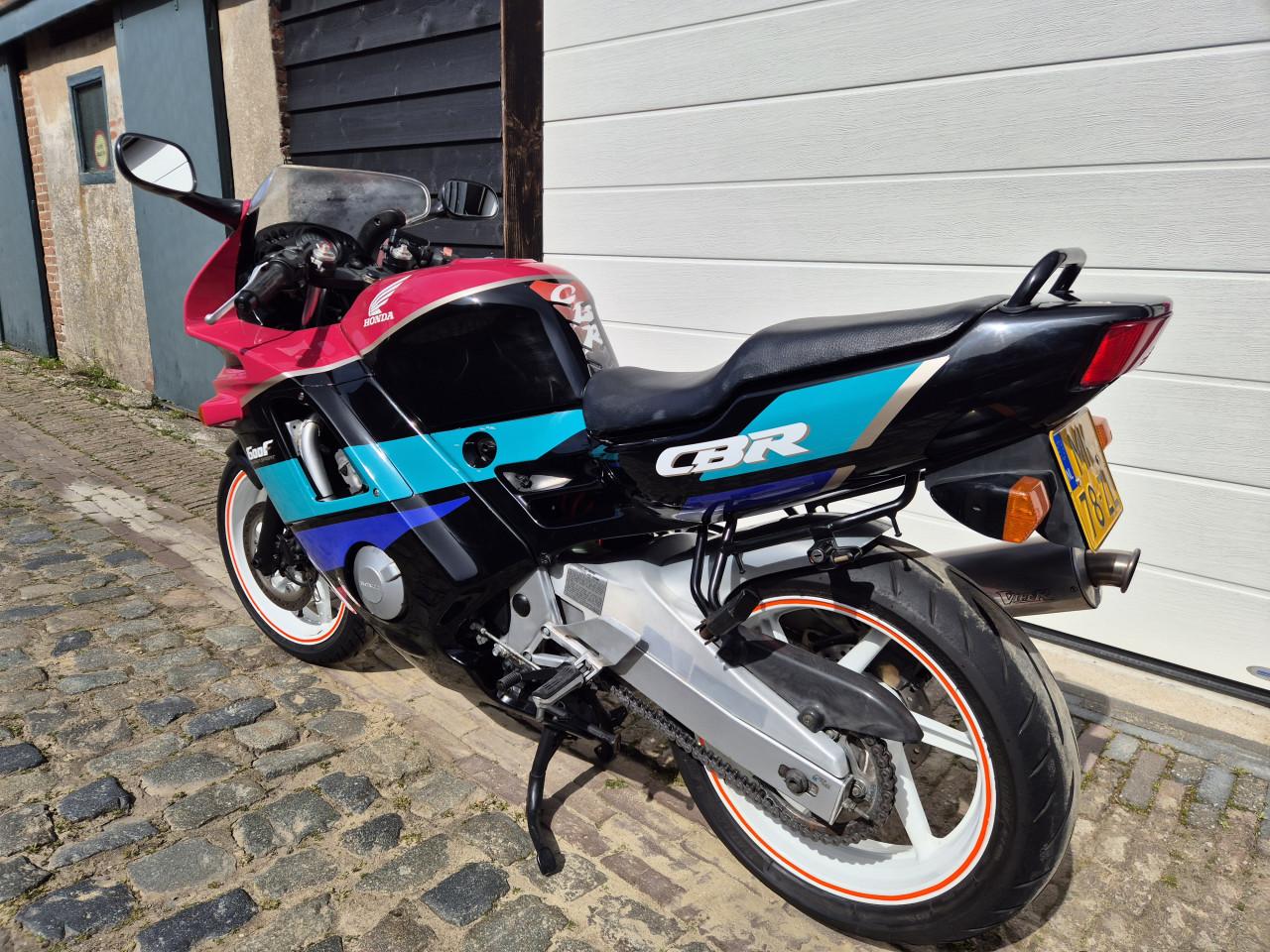 1991 Honda cbr 600 f2 (onderhoudsvrij)