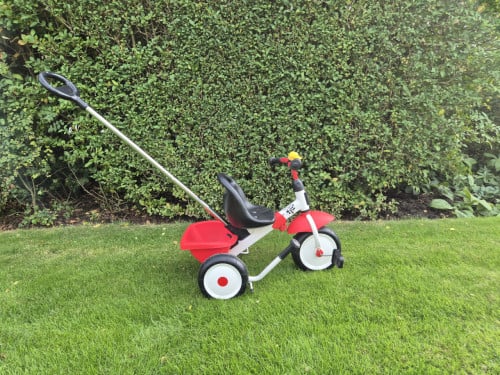Driewieler Kettler met duwstang.