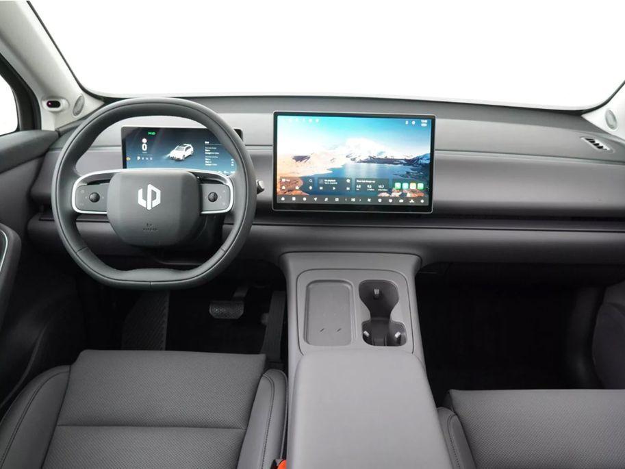 Leapmotor C10 reev design 28.4 kwh | **voorraadpremie** | wltp 974 km | aut