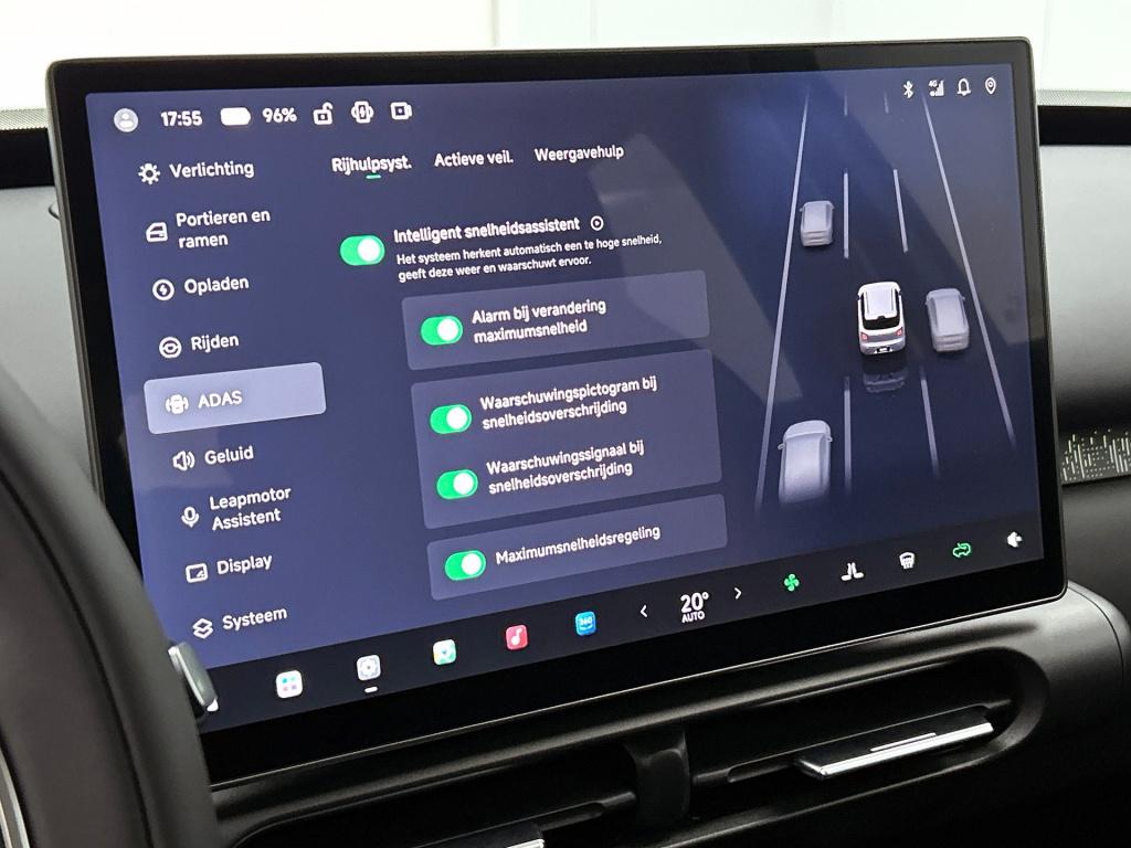Leapmotor B03x promax design 53 kwh  voorraad | galaxy silver | 382 km wltp
