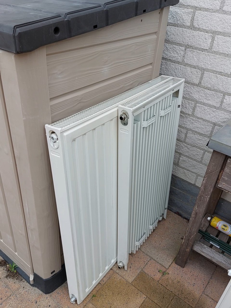 Kleine radiatoren van Radson
