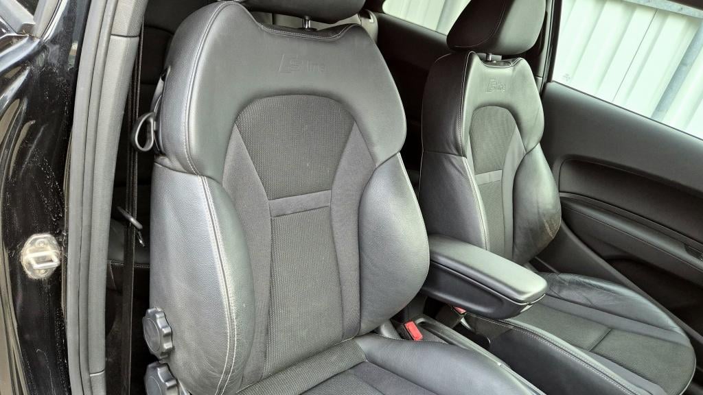 Audi A1 tfsi sport pro line s | navi | automaat | stoelverw | cruise |