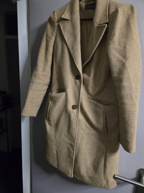 Jas camel van Esprit 40% wol Maat 36