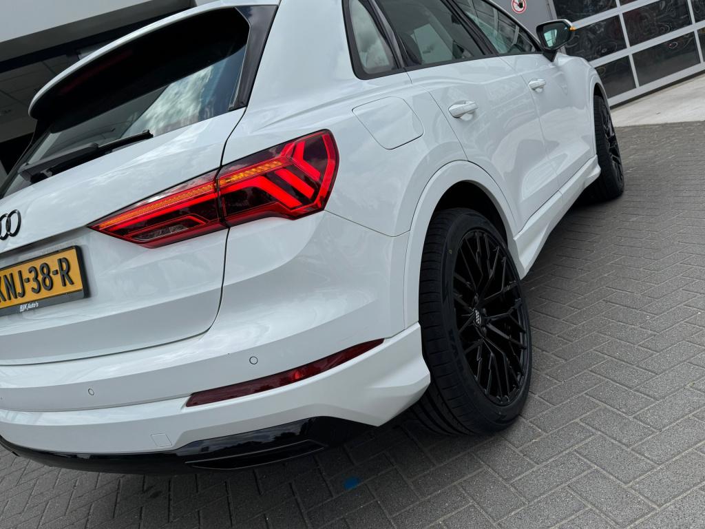 Audi Q3 35 tfsi advanced * matrix led * keyless * stoelverwarming * virtual