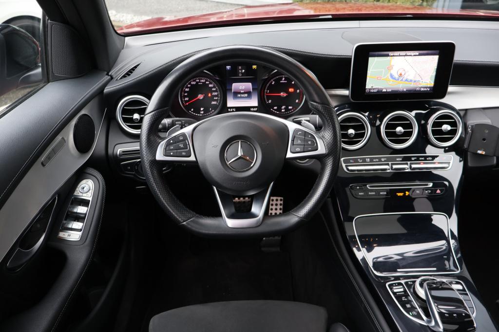 Mercedes-Benz Glc 250 d 4matic amg l panoramadak l trekhaak l stoelverwarmi