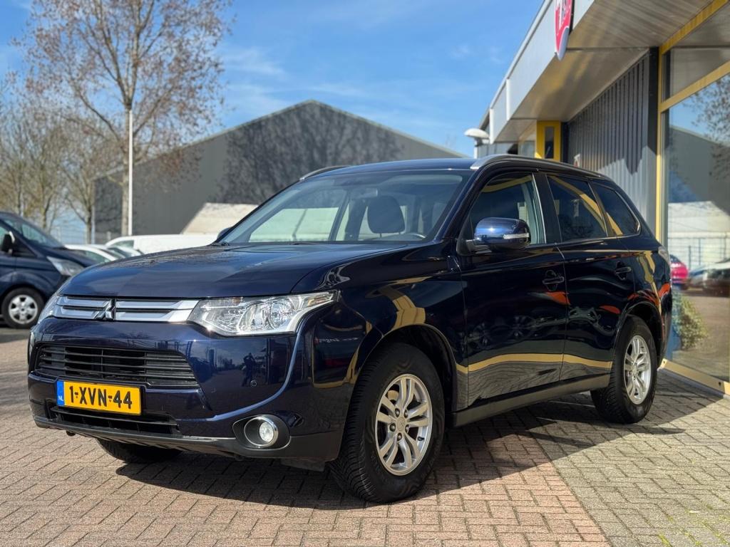 Mitsubishi Outlander 2.0 business edition