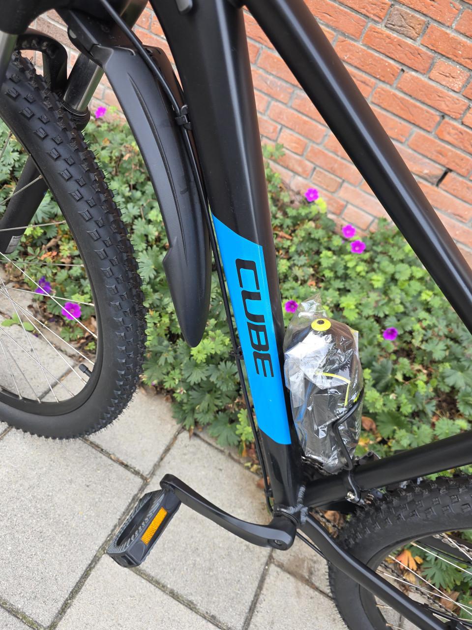 CUBE | AIM PRO | 29 INCH | FRAME 42 CM | 3X8V | NETTE STAAT!