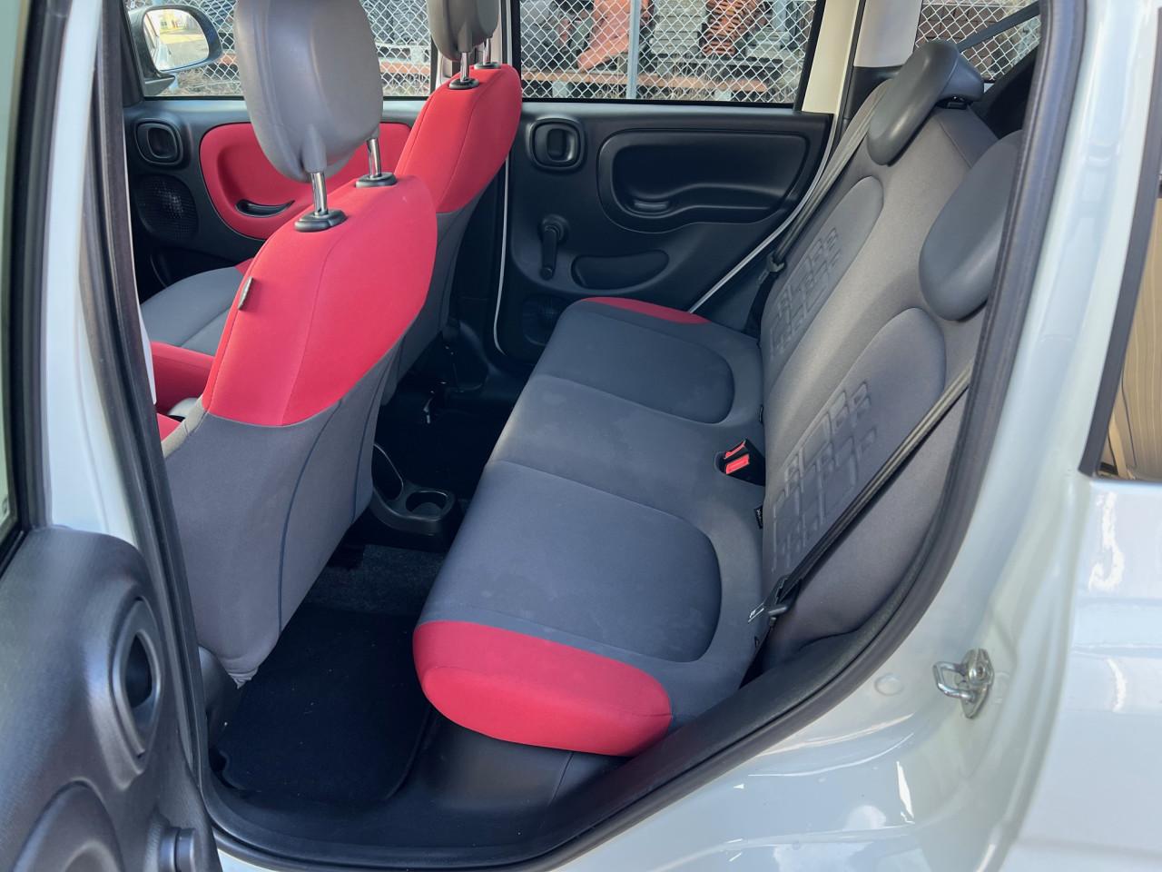 Zeer mooie Fiat Panda uit 2014 en slechts 60.000 km, Automaat!!