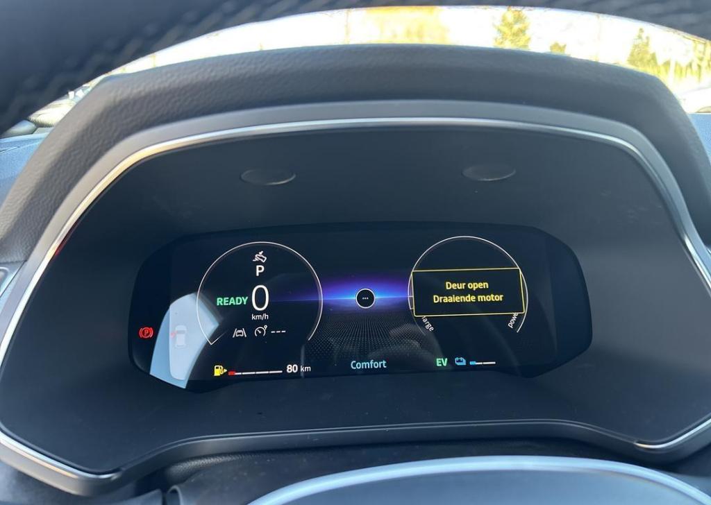 Renault Captur 1.8 e-tech full hybrid 160 techno - pack winter