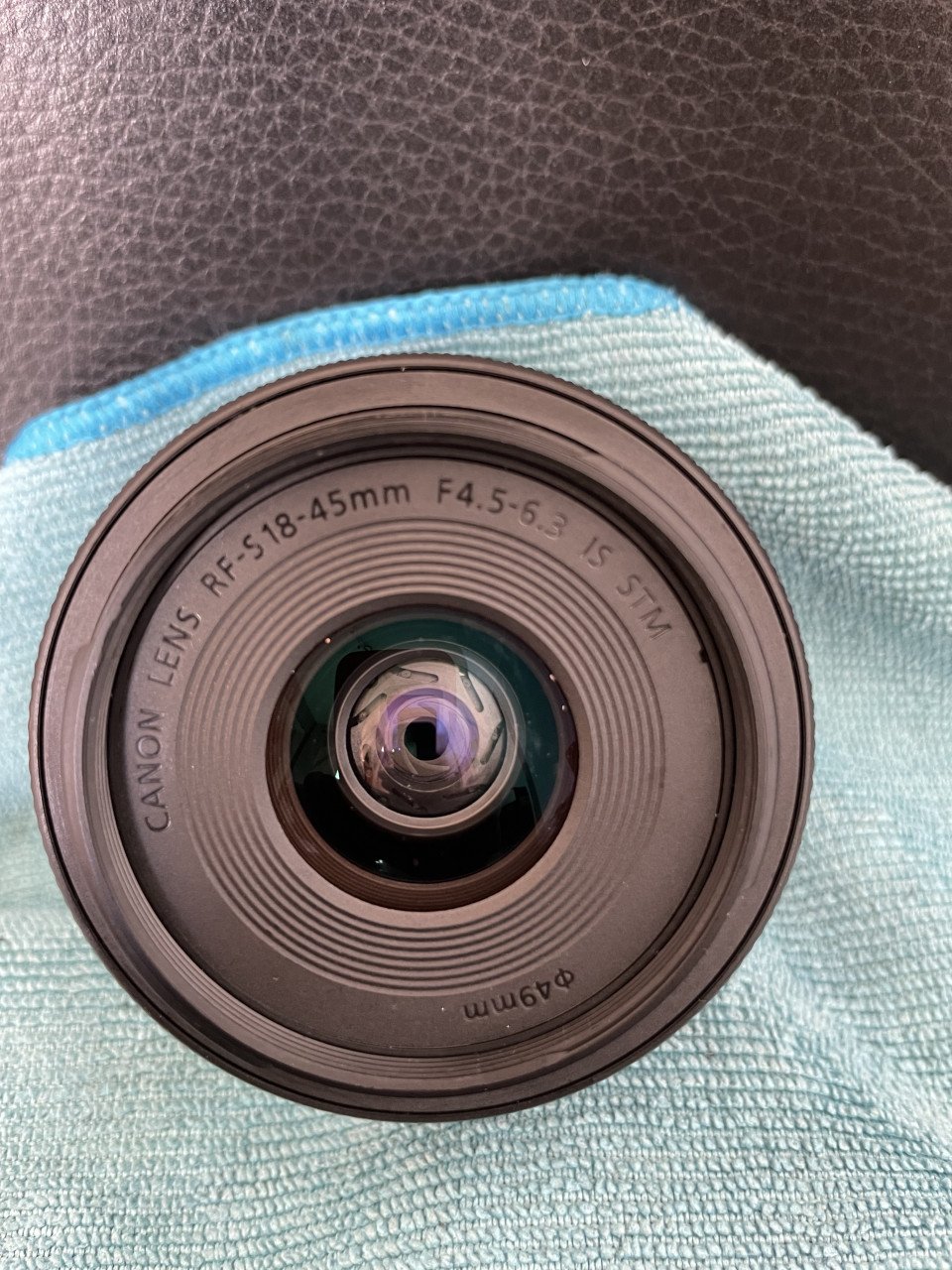 Canon RF-S18-45mm