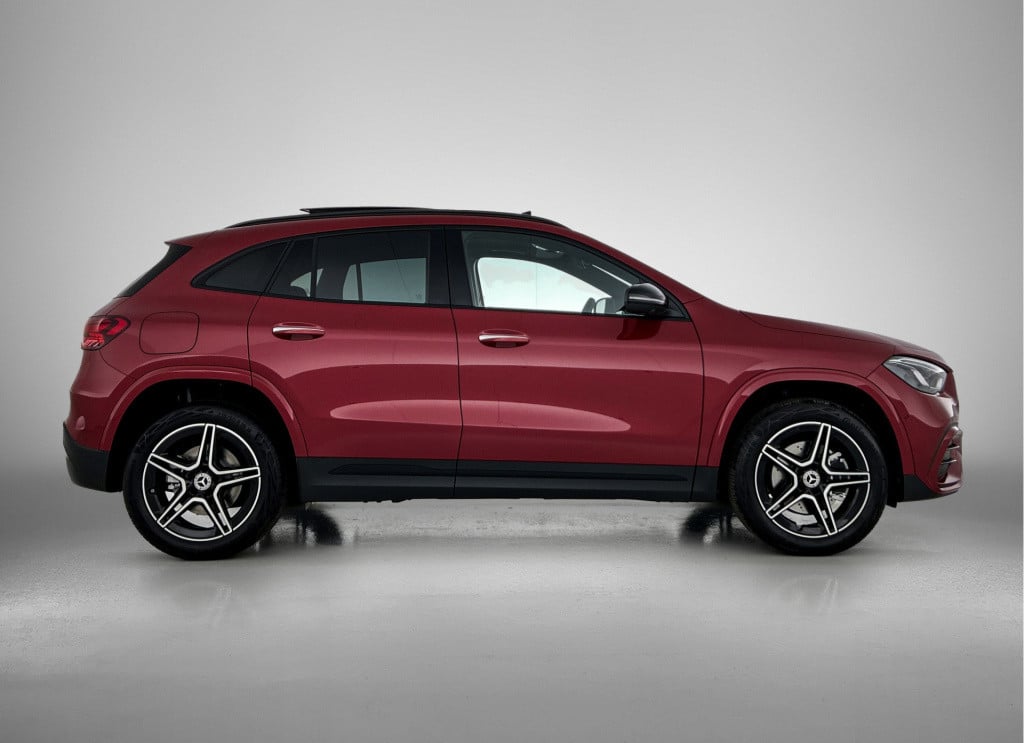 Mercedes-Benz Gla-klasse 250 e business solution amg | premium plus pakket 