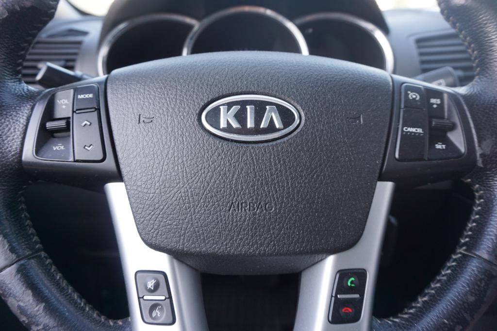 Kia Sorento 2.2 crdi x-clus. 7p. automaat - climate / navi / cruise / leder