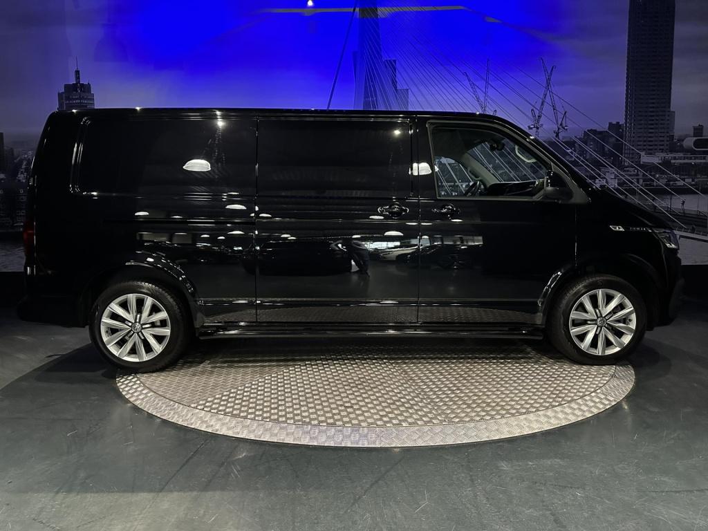 Volkswagen Transporter 2.0 tdi l2h1 30 bulli *led*camera*trekhaak*
