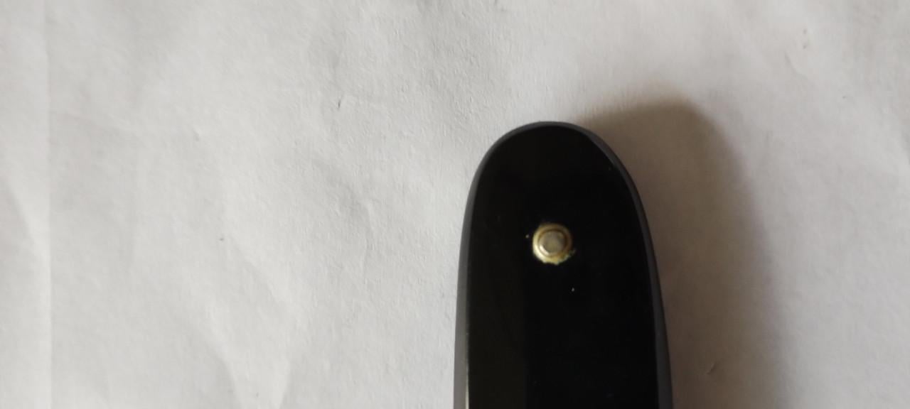 Barbiersmes FRIEDRICH HERDER.