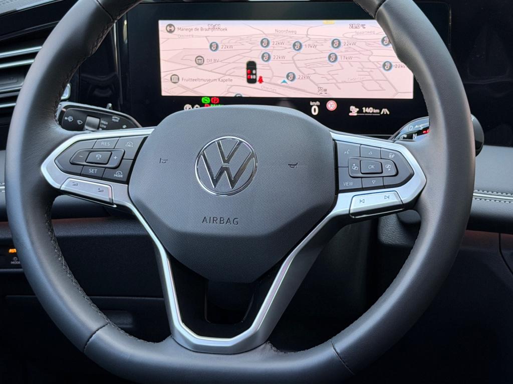 Volkswagen Tiguan 1.5 ehybrid elegance 204pk | trekhaak | all-season | dode