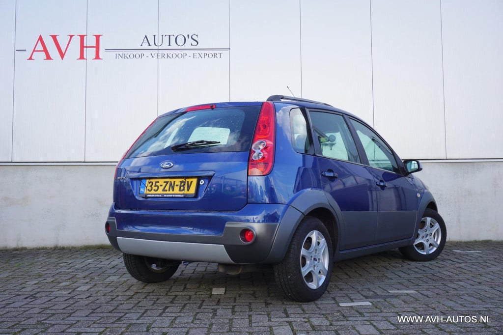 Ford Fiesta 1.4-16v crossroad