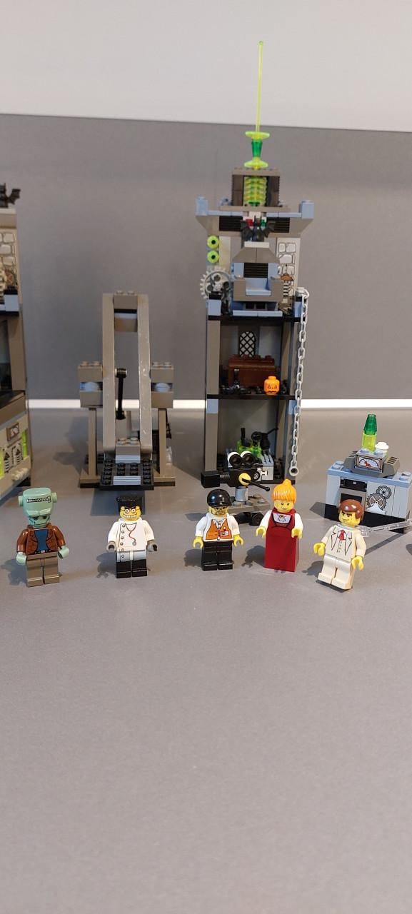 Lego 1382 Studios Laboratory