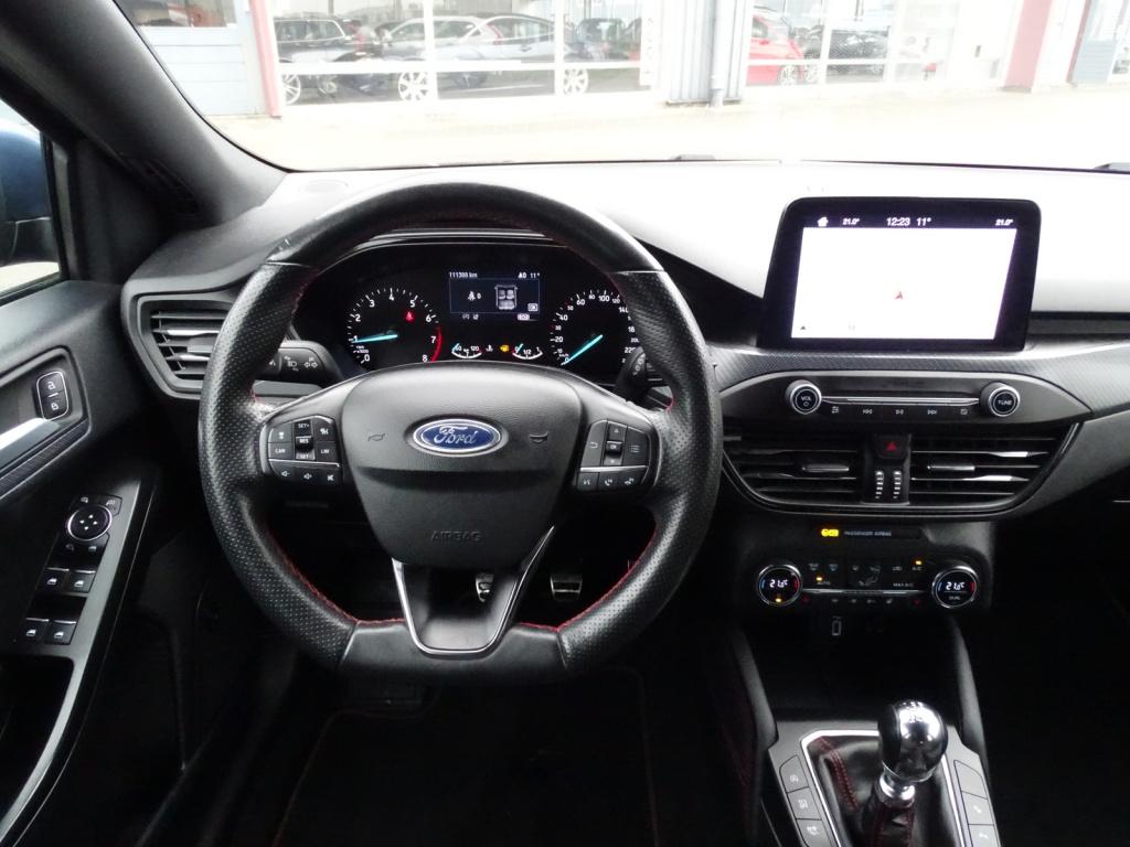 Ford Focus wagon 1.0 ecoboost st line business | led | camera | apple carpl