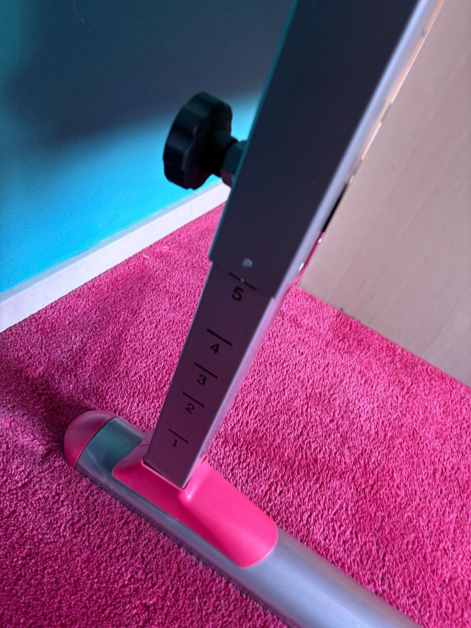 GRATIS bureau en bureaustoel