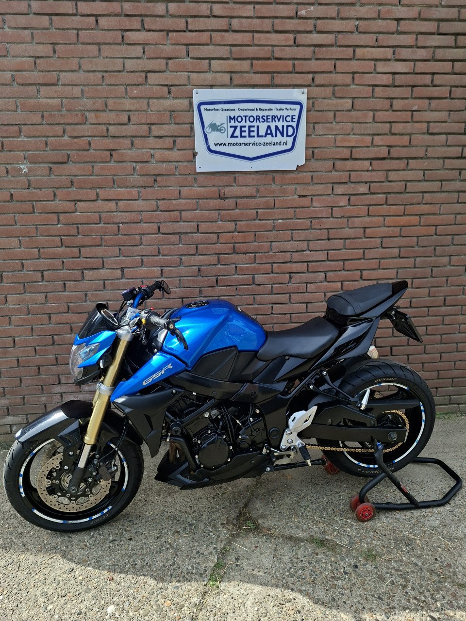 Suzuki GSR 750 (ABS)