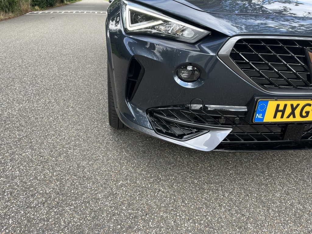 Cupra Formentor 1.4 e-hyb copper ed.