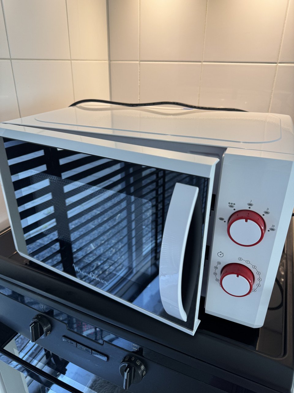 👉 Zo goed als nieuwe magnetron – Moulinex