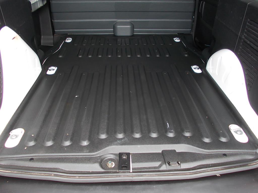 Peugeot Partner 1.6 hdi airco, cruise contr., pdc, schuifdeur
