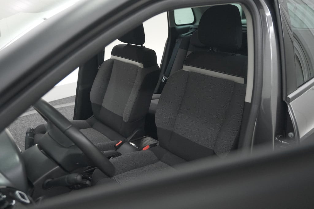 Citroen C3 Aircross puretech 130 eat6 max | camera | navigatie | apple carp