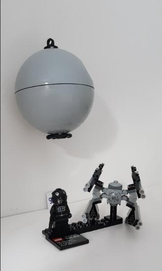 LEGO Star Wars 9676: TIE Interceptor & Death Star
