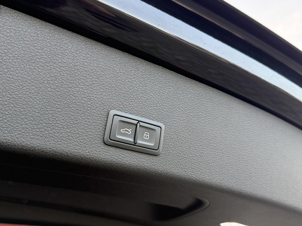 Audi E-tron 55 quattro s edition 95 kwh | soh 92% | pano | luchtvering | ri