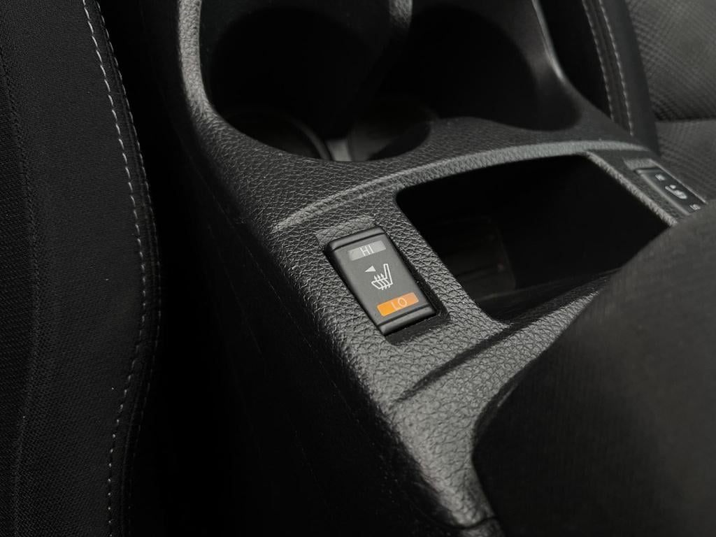 Nissan Qashqai 1.2 n-connecta | navigatie | 360° camera | stoelverwarming |