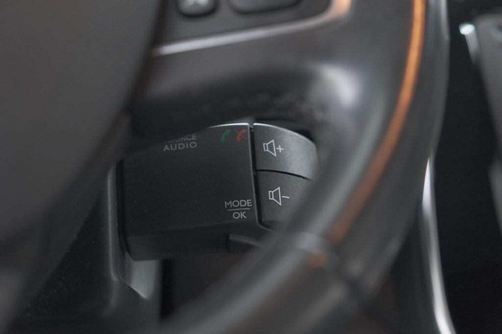 Renault Captur tce 90 limited | trekhaak | navigatie | pack comfort | parke