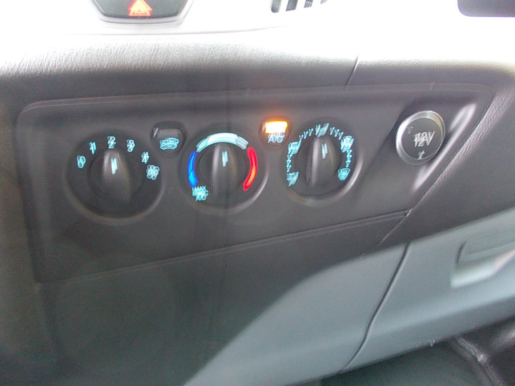 Ford Transit Custom 2.0 tdci airco, schuifdeur, 3-zits, trekhaak