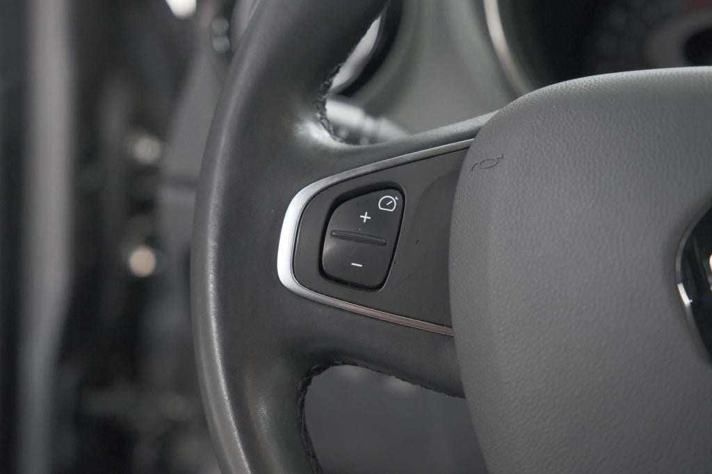 Renault Captur tce 150 edc intens | camera | dodehoekdetectie | r-link navi