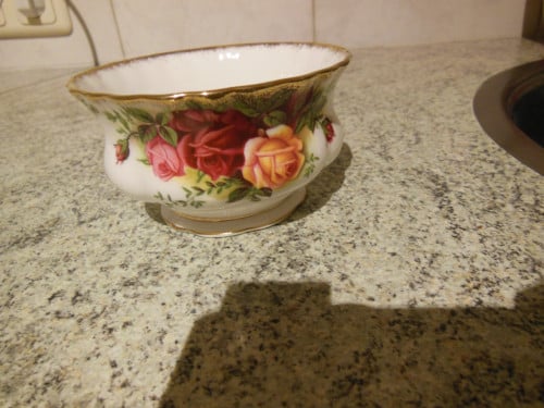 Suikerbakje van Royal Albert