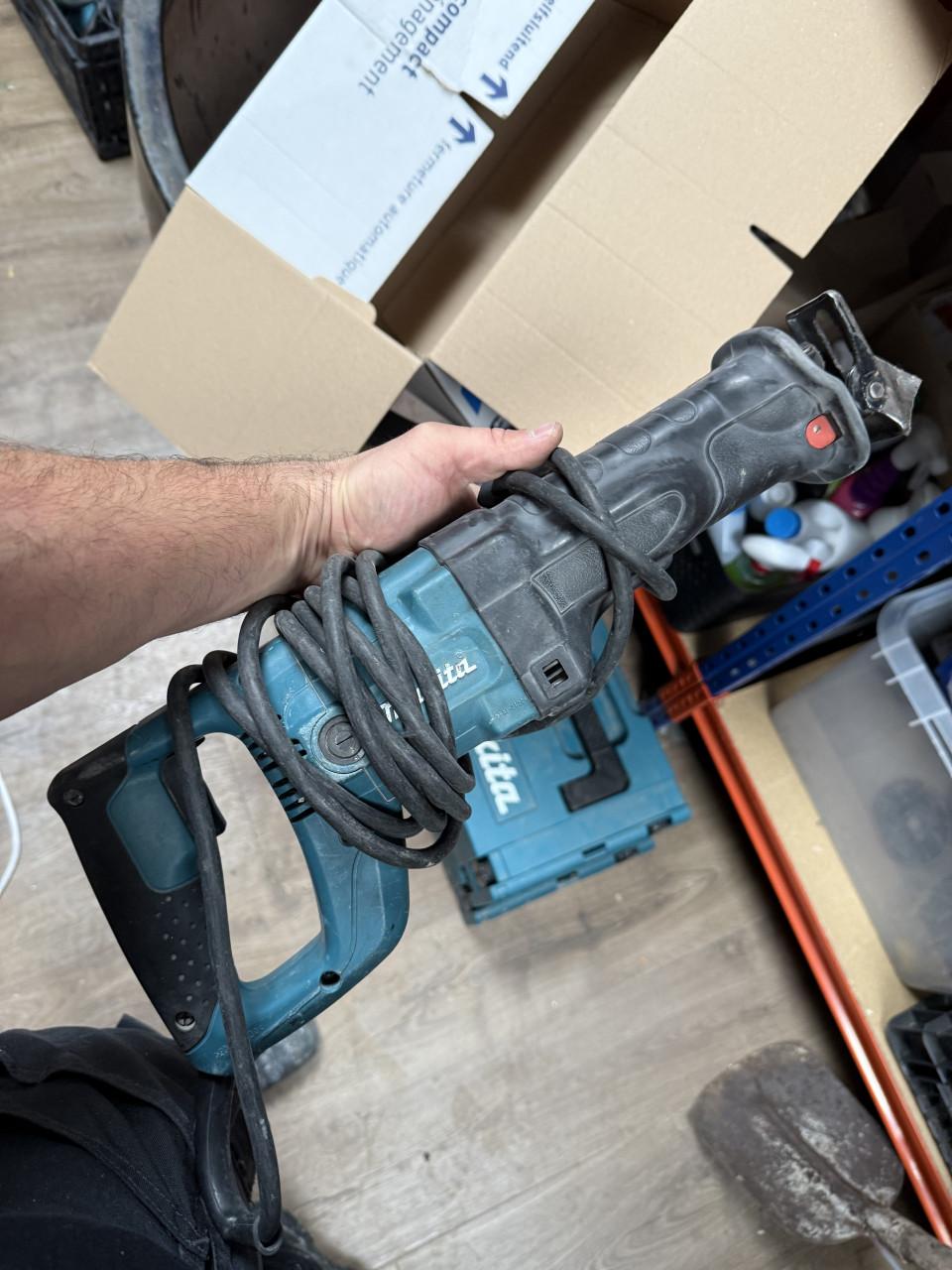 Veel gereedschap alles samen te koop