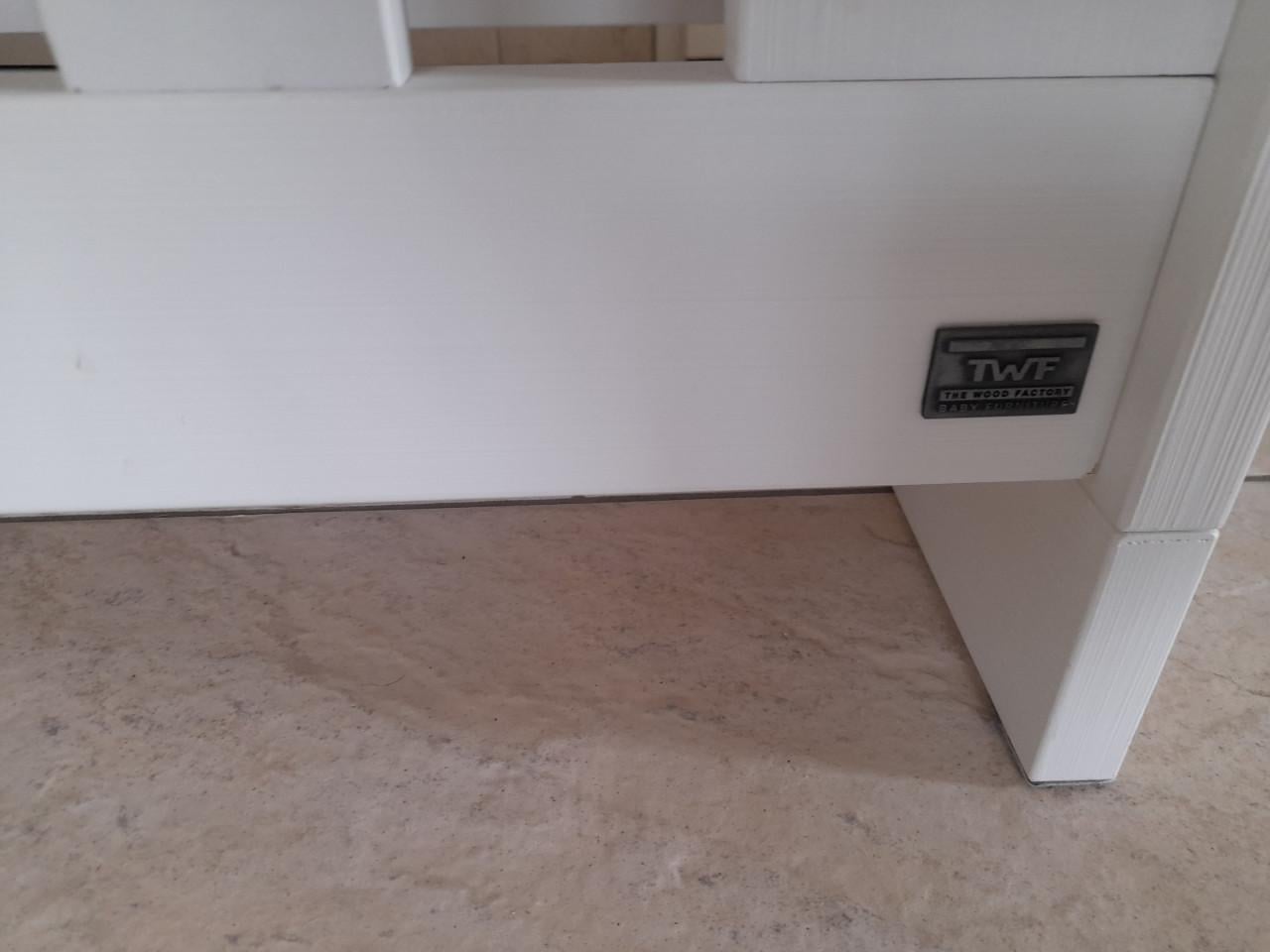 TWF Ledikantje (in goede nette staat)