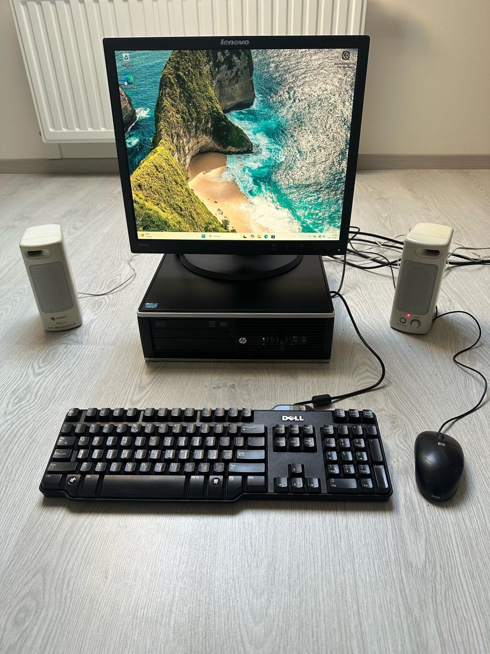 Desktop PC complete set Core i5/7GB Ram/Windows11/SSD/