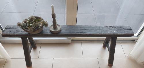 Oud houten bankje 135 cm lengte