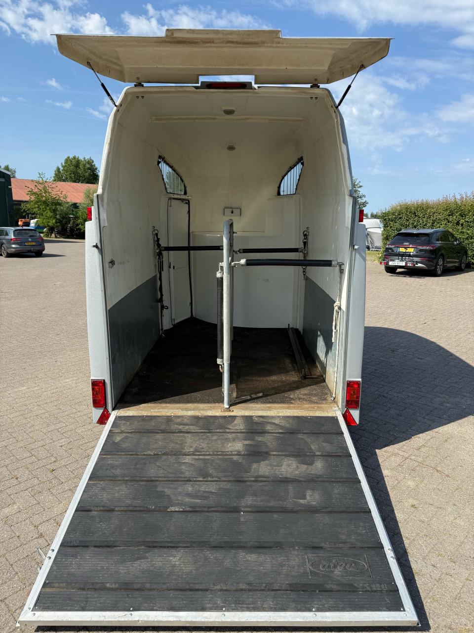 Atec paardentrailer 2 paards