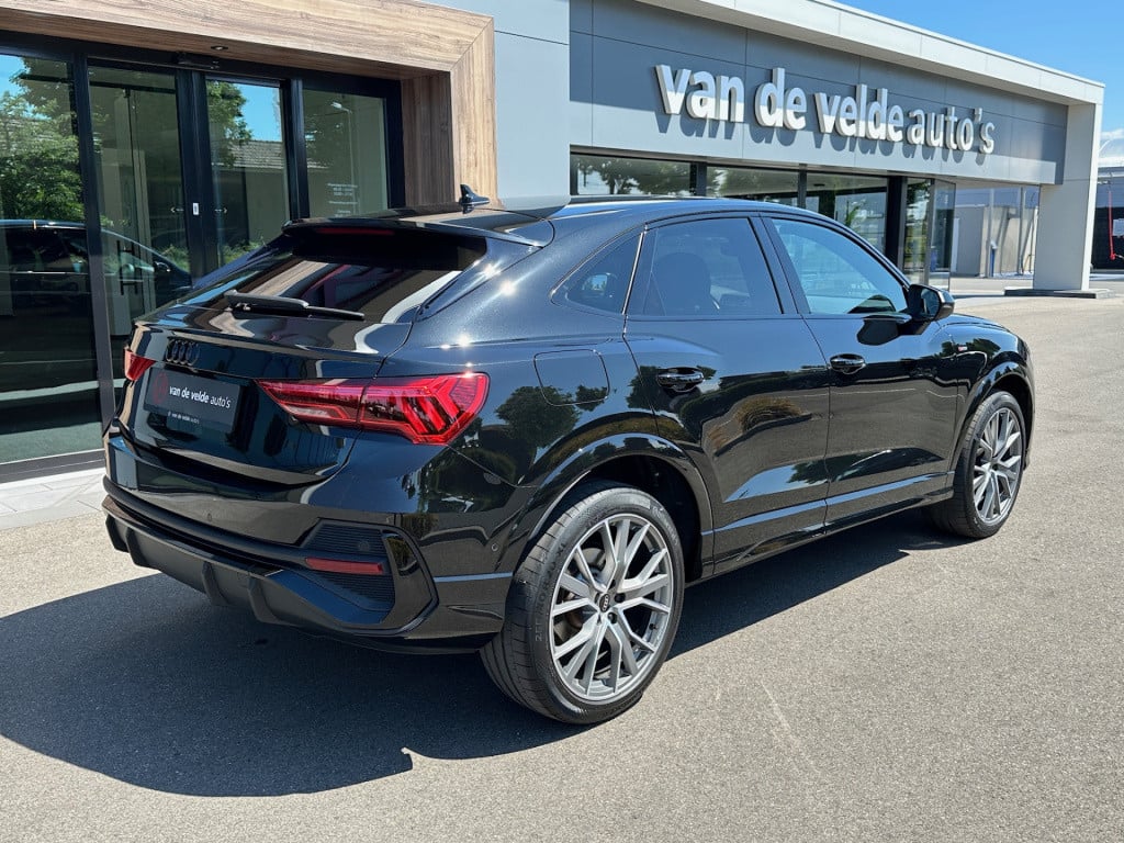 Audi Q3 sportback 35 tfsi 150pk s-tronic 2x s-line | zwart optiek | camera 